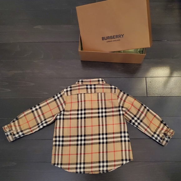 NWT Auth. Burberry shirt - Picture 2 of 5
